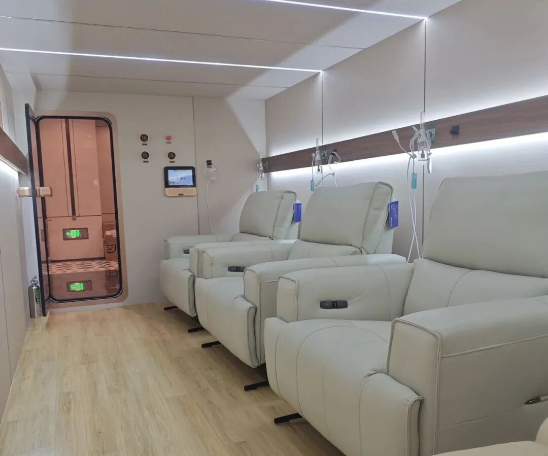 里程碑时刻｜愉尔微高压氧舱入驻青海三甲医院，开启高原健康保障新篇章！